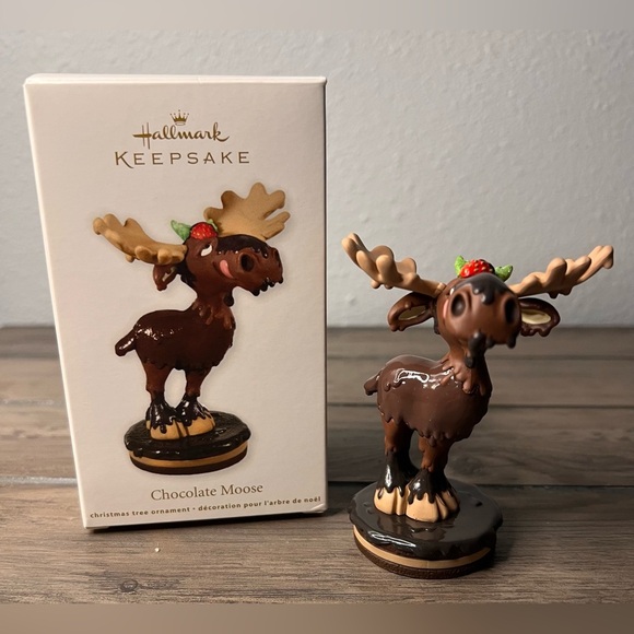 Hallmark Keepsake NEW 2012 “Chocolate Moose Christmas Ornament - Picture 2 of 9